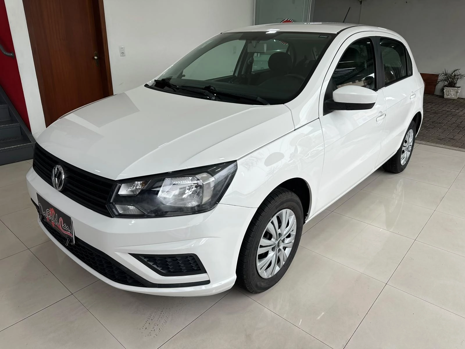Compre já Volkswagen Gol 1.0 Flex 12V 5p - World Car Veículos | Novos e Seminovos em Guaíba RS