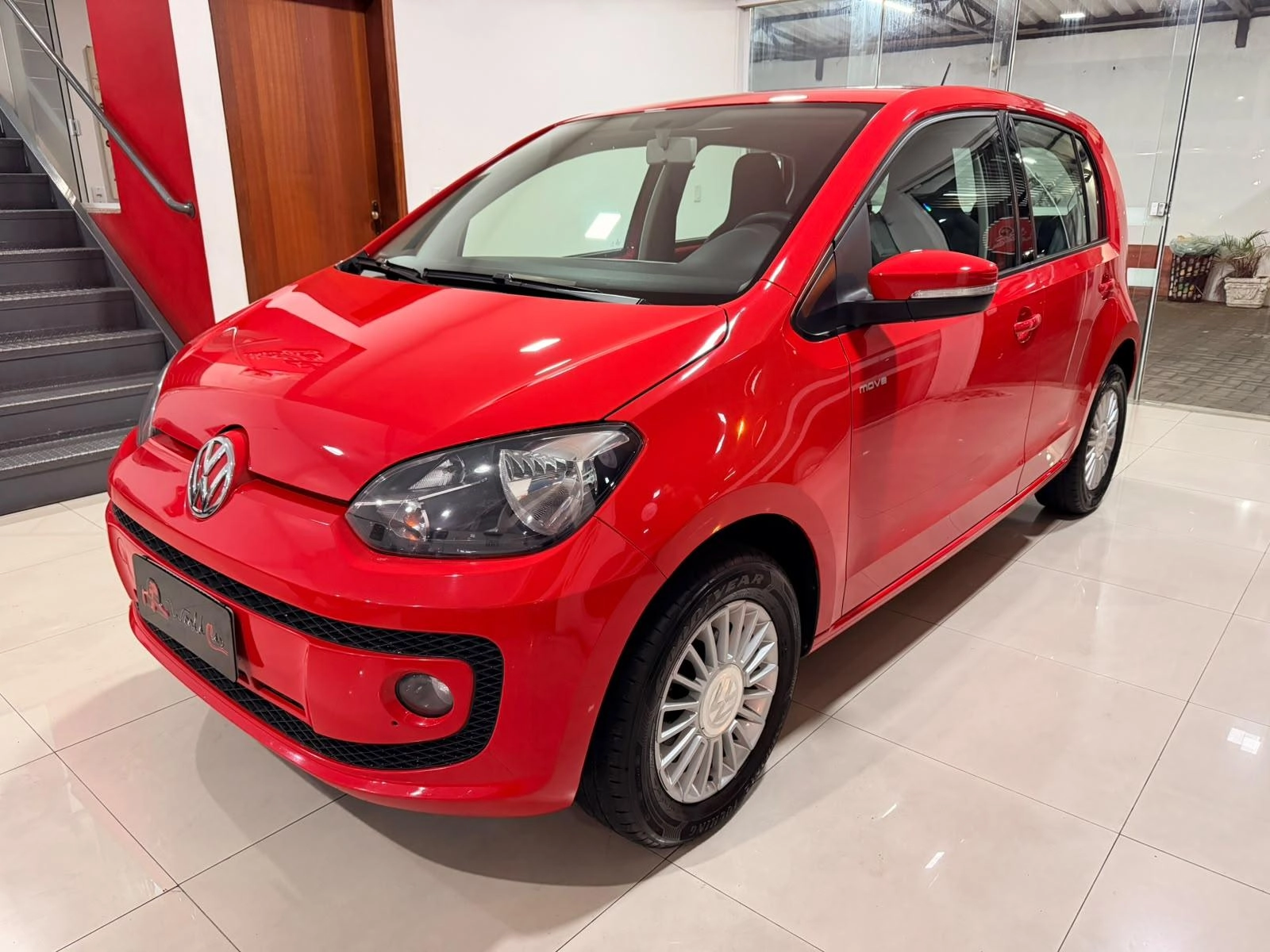 Compre já Volkswagen up! move 1.0 TSI Total Flex 12V 5p - World Car Veículos | Novos e Seminovos em Guaíba RS
