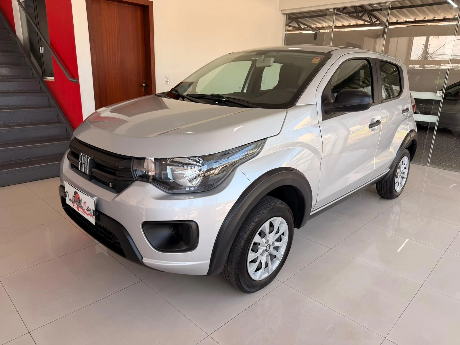 Compre já Fiat MOBI 1.0 LIKE FIRE World Car Veículos | Novos e Seminovos em Guaíba RS