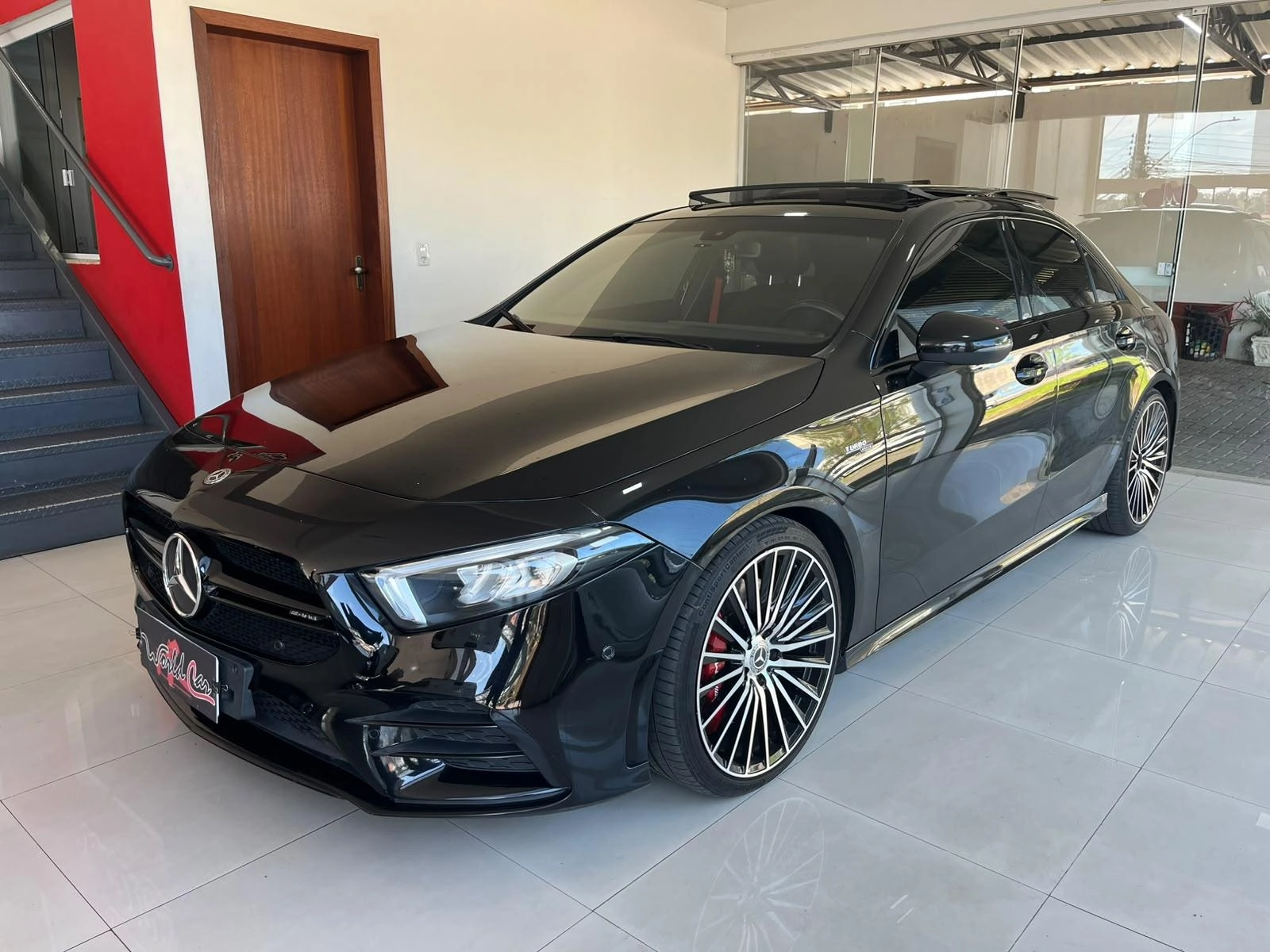Compre já Mercedes-Benz A 35 2.0 AMG 4MATIC TURBO - World Car Veículos | Novos e Seminovos em Guaíba RS